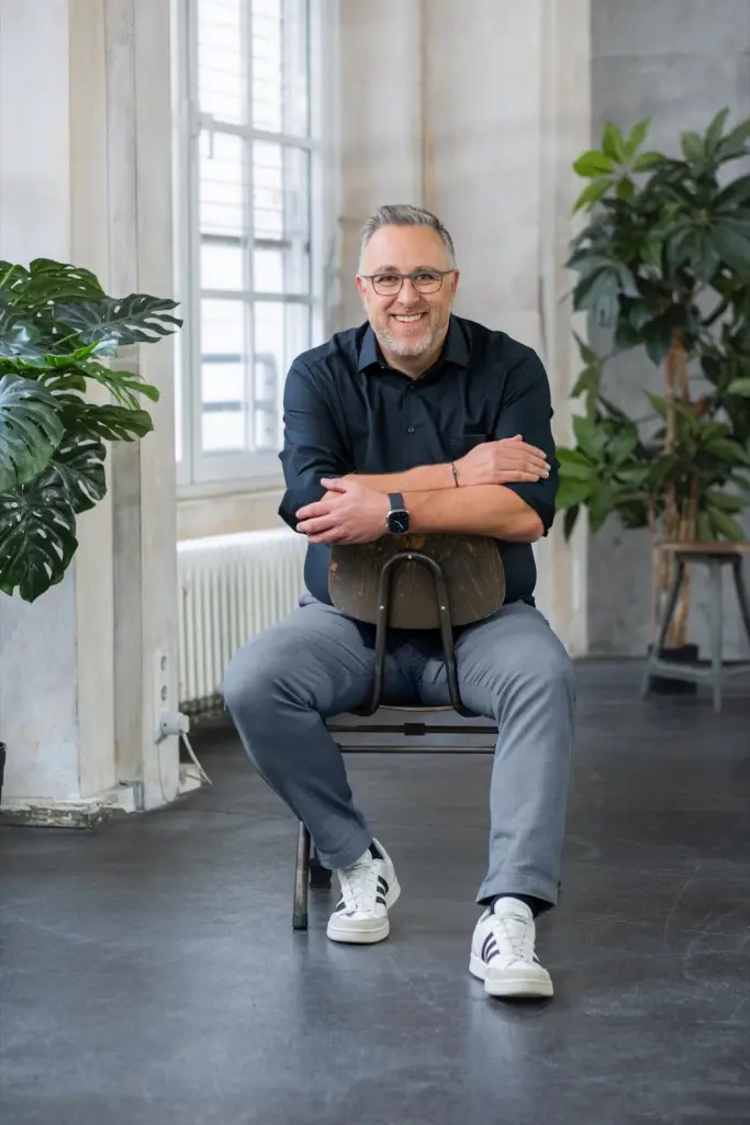 Dirk Piston bietet Hypnose und Coaching für Führungskräfte an
